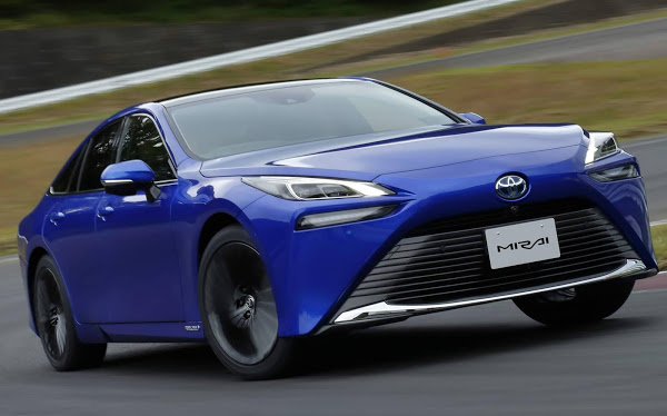 Toyota Mirai 2021 movido à hidrogênio é lançado - fotos